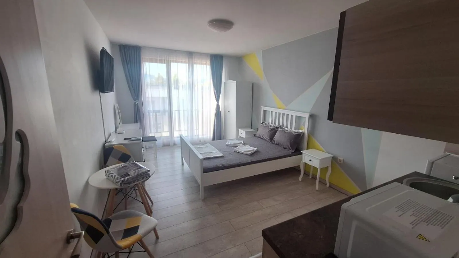 Beachfront One Bedroom Apartment Diamond Beach Burgas Sarafovo Студио В Diamond Beach Сарафово Bulgaria